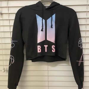 BTS Crop Hoodie | Cat Ear Hoodie | Unisex Black color | Aesthetic